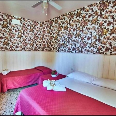 Castello Bed and Breakfast San Benedetto del Tronto Exteriör bild